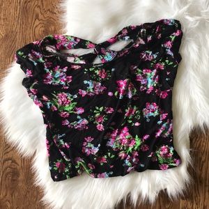 Women’s Charlotte Russe black floral crop top